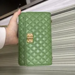 キルテッド ターンロックイブニングクラッチ