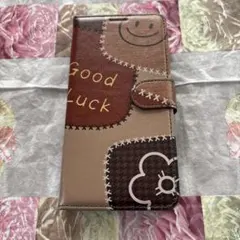 Good Luckデザイン手帳型iPhoneケース15