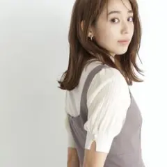 ナチュラルビューティーベーシック　スリーブニット　半袖ニットブラウス　白