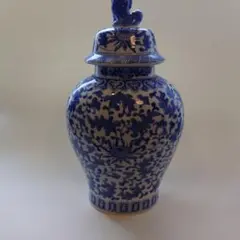 青と白の花柄 蓋付き壺　オランダ　デルフト焼き　アンティーク雑貨 青と白の花柄 蓋付き壺 オランダ デルフト焼き アンティーク雑貨