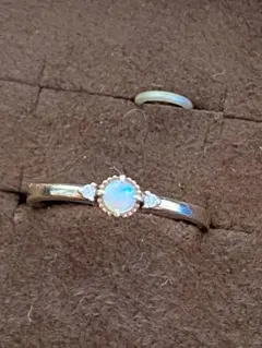 美品　agete オパールダイヤモンドリング 11号