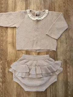 ベージュ フリル付きニットセット　セットアップ