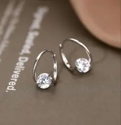 一粒CZダイヤフープ　ピアス