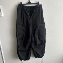 GU ジーユー　カーゴパンツ　黒
