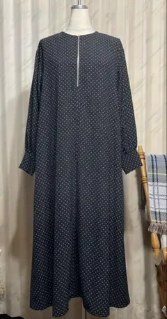 A DAY IN THE LIFE フロントジップ ロングワンピース