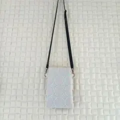 sold　ミナペルホネン　タンバリン　スマホポシェット　ハンドメイド　ポシェット