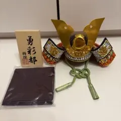 兜飾り 五月人形 牡丹の彫金 まねきねこ引き出し、大黒様まとめて4点 兜飾り 五月人形 牡丹の彫金 まねきねこ引き出し、大黒様まとめて4点