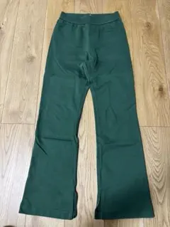 カジュアルパンツ