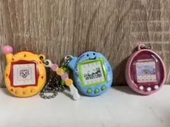 たまごっちキーホルダー　3個セット　ガチャガチャミニチュアチャームコレクション