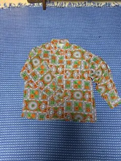 長袖　総柄シャツ