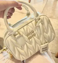 MIU MIU ミュウミュウボウリングバッグ ハンドバッ グ