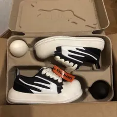 rhime スニーカー　ブラック&ホワイト