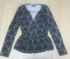 チェーン付きレースペプラムトップス