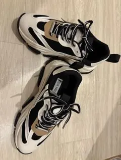 STEVE MADDEN スニーカー　24cmのサムネイル