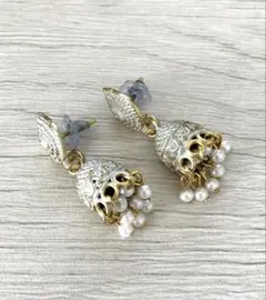 ピアス