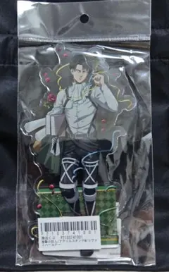 リヴァイ バースデー　新品　アクリルスタンド Mサイズ　進撃の巨人
