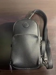 レザー ボディバッグ ブラック