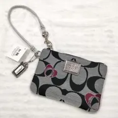 【新品未使用】coach リストレット ポーチ シグネチャー poppy 黒