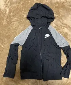 ナイキ　ウィンドブレーカー