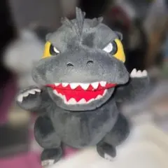 ゴジラ ぬいぐるみ ポーチです。