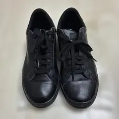 ASICS ブラック スニーカー