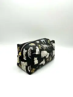 リバティ　人気✨ コー・アンド・エイト　猫柄　ハンドメイド　ポーチ