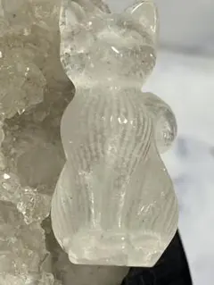 天然石 水晶 彫刻パーツ 猫ちゃん 貫通穴あり - メルカリ