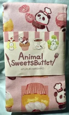 生地 はぎれ　パンダ✖️スイーツ柄