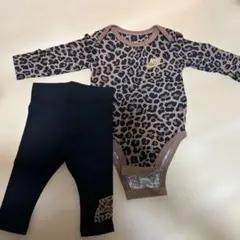 NIKE ヒョウ柄ロンパースとレギンスセット 6M