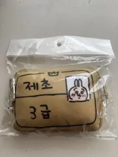 新品未使用韓国限定 ちいかわ パスケースポーチ うさぎ 草むしり検定3級のサムネイル