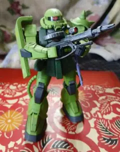 ガンプラ MG 1/100 MS-06F /J 「ザクII」 完成品 ジャンクのサムネイル