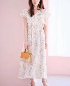tocco closet ラッフルフリルラインフラワーVネックワンピース