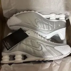 NIKE ショックス　R4 shox ホワイト　25センチ