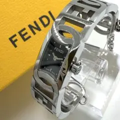 フェンディ【稼働/ズッカブレス】クアドロ 黒文字盤 レクタンギュラー
