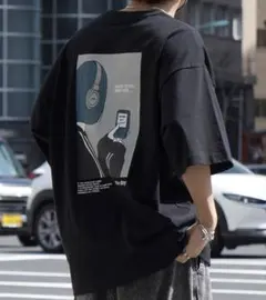 バックプリント オーバーサイズ Tシャツ
