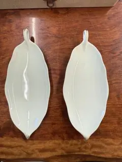 葉型皿 2枚セット 専用ケース付き。