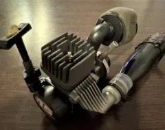 HPI RC Nitro Star 15エンジン　ラジコンのサムネイル