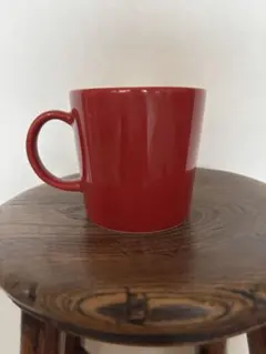 イッタラ　ティーマ　マグカップレッド