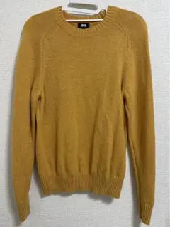 ユニクロ　プレミアムラムクルーネックセーター