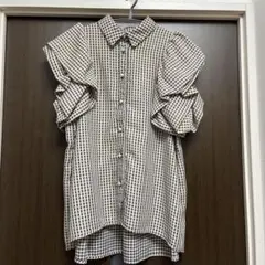 フリル付き　チェック　半袖シャツ