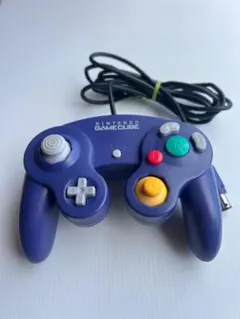 NINTENDO GAMECUBE コントローラー バイオレッド　クリア