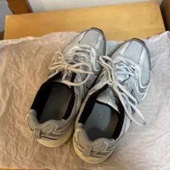 ニューバランス　スニーカー530 23.5センチ