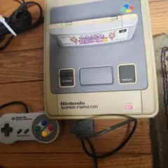 Nintendo Super Famicom 本体とコントローラー
