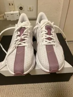 ナイキ(NIKE)ランニングシューズ ペガサス プラス　24.5