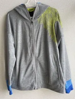 adidas グレー フード付きパーカー M