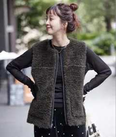 B.C STOCK ムートンライクリバーシブルベスト　完売入荷なし