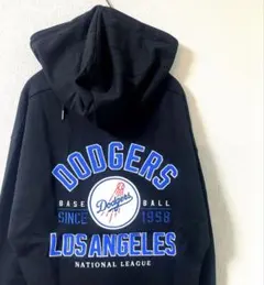 ドジャース　サガラ刺繍　フルジップ　パーカー　スウェット　LL ブラック