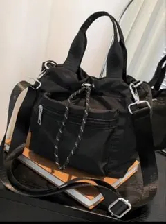 ショルダーストラップつき　2WAY ナイロン　巾着　トートバッグ　斜めがけ