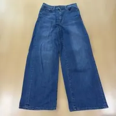 ユニクロ　デニム　パンツ