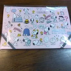新品　スヌーピー 　ファイル